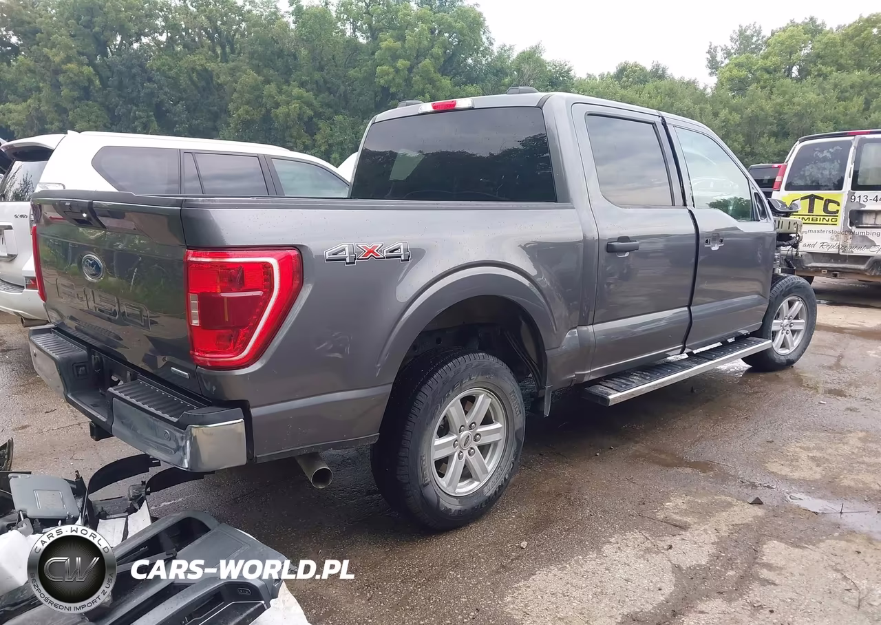 2023 Ford F-150 Xlt VIN:1FTFW1E88PKE12677 - 4