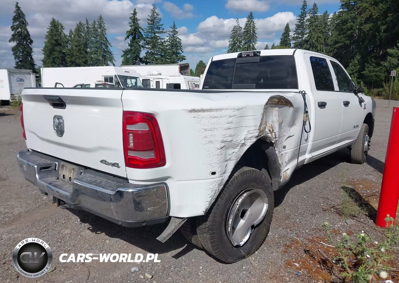 2022 Ram 3500 Tradesman 4X4 8' Box VIN:3C63RRGL3NG316560 - 4