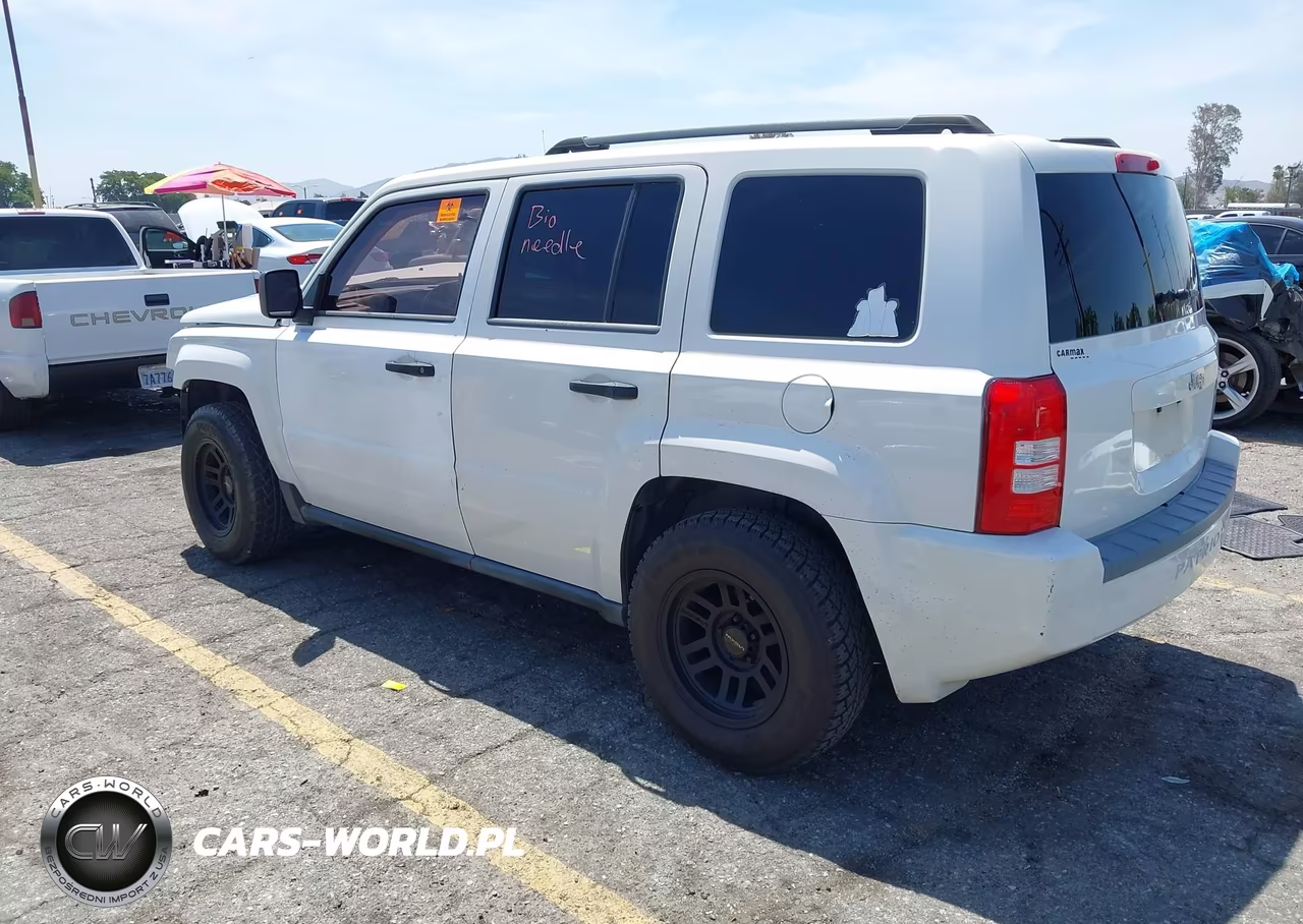 2008 Jeep Patriot Sport VIN:1J8FT28038D775987 - 3