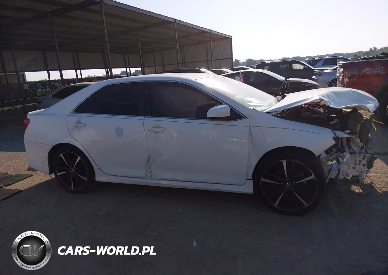 2014 Toyota Camry Se VIN:4T1BF1FK2EU765230 - 13