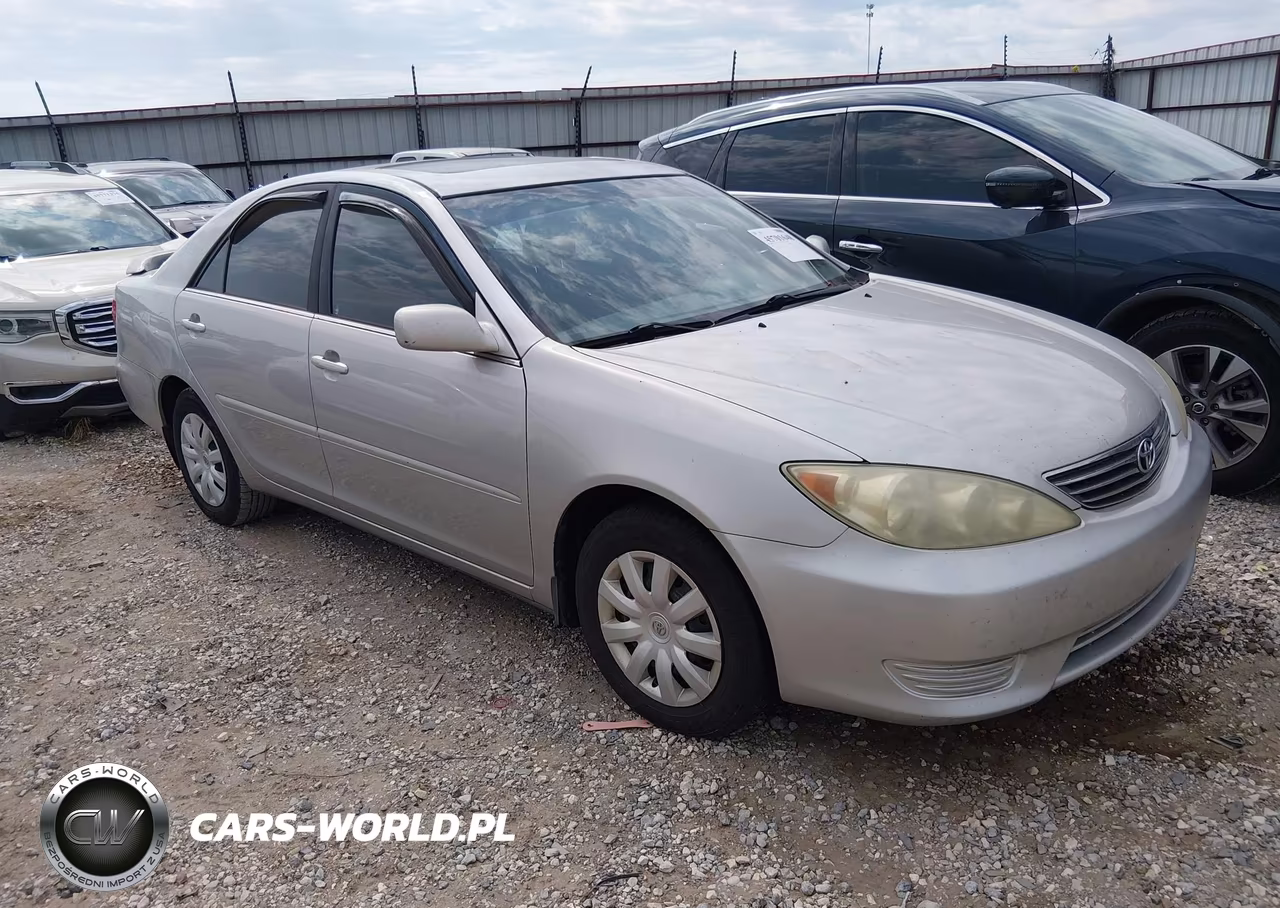 2006 Toyota Camry Le – zdjęcie 1 z 11