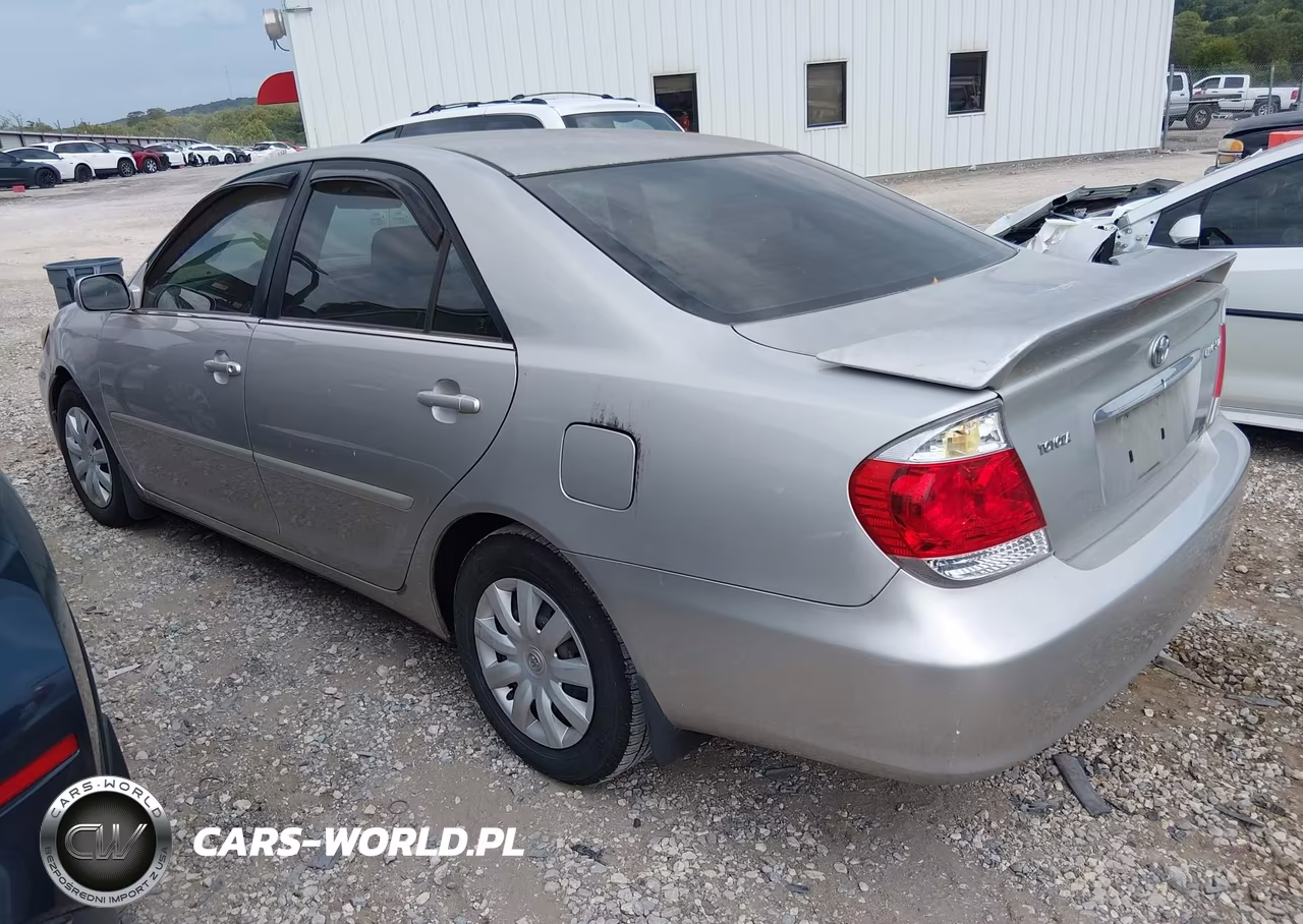 2006 Toyota Camry Le VIN:4T1BE32K56U161080 - 3