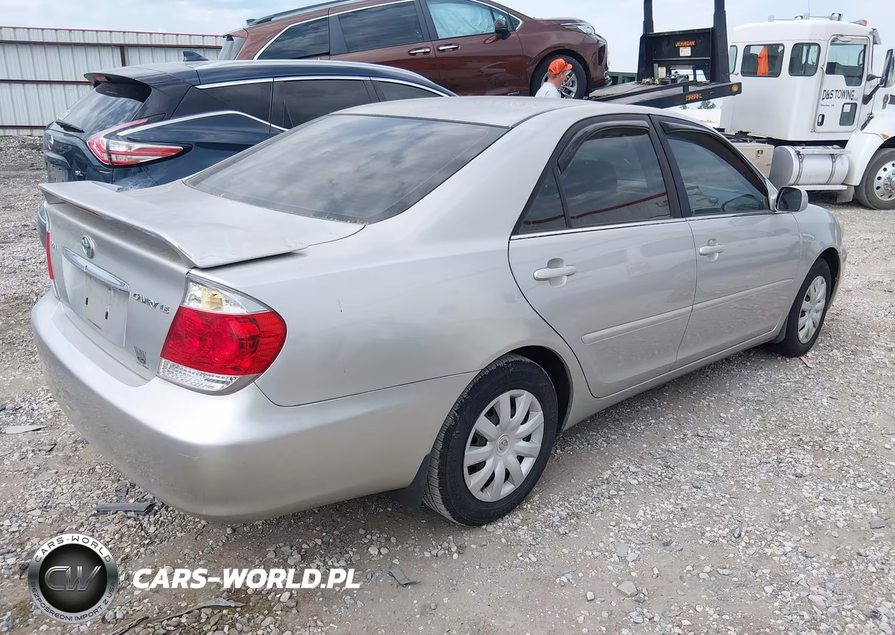 2006 Toyota Camry Le VIN:4T1BE32K56U161080 - 4