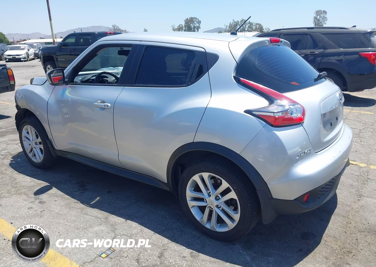 2015 Nissan Juke S VIN:JN8AF5MV5FT556824 - 3