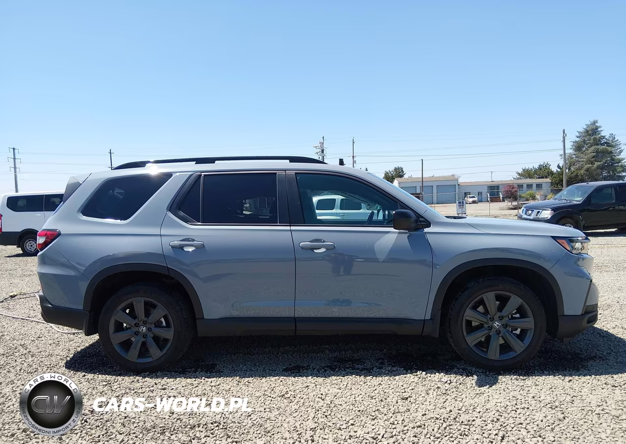 2025 Honda Pilot Sport VIN:5FNYG1H34SB047975 - 14