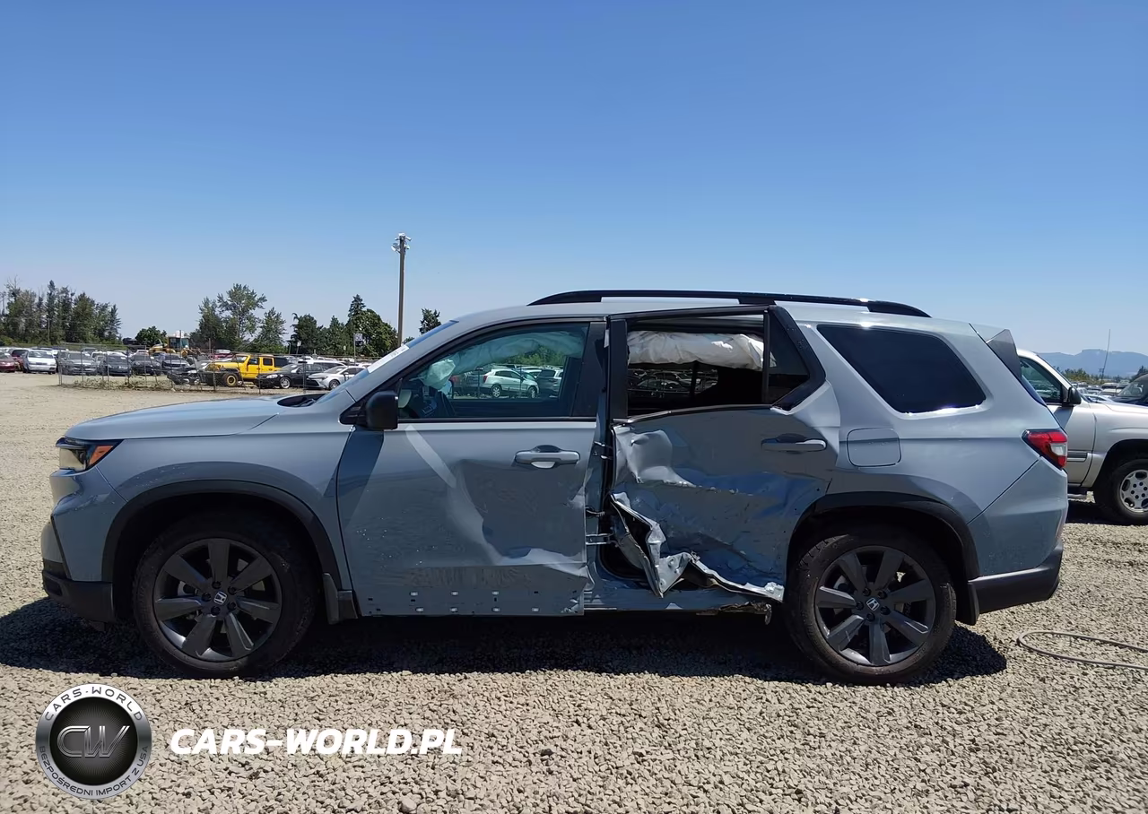 2025 Honda Pilot Sport VIN:5FNYG1H34SB047975 - 15