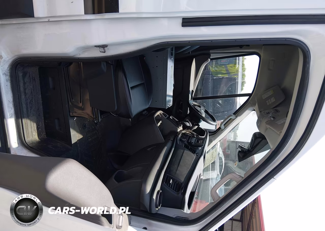 2023 Ford Transit-150 VIN:1FTYE1C86PKA05343 - 5