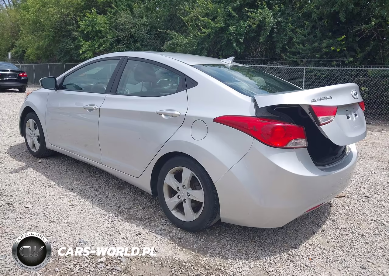 2013 Hyundai Elantra Gls VIN:KMHDH4AE2DU787300 - 3