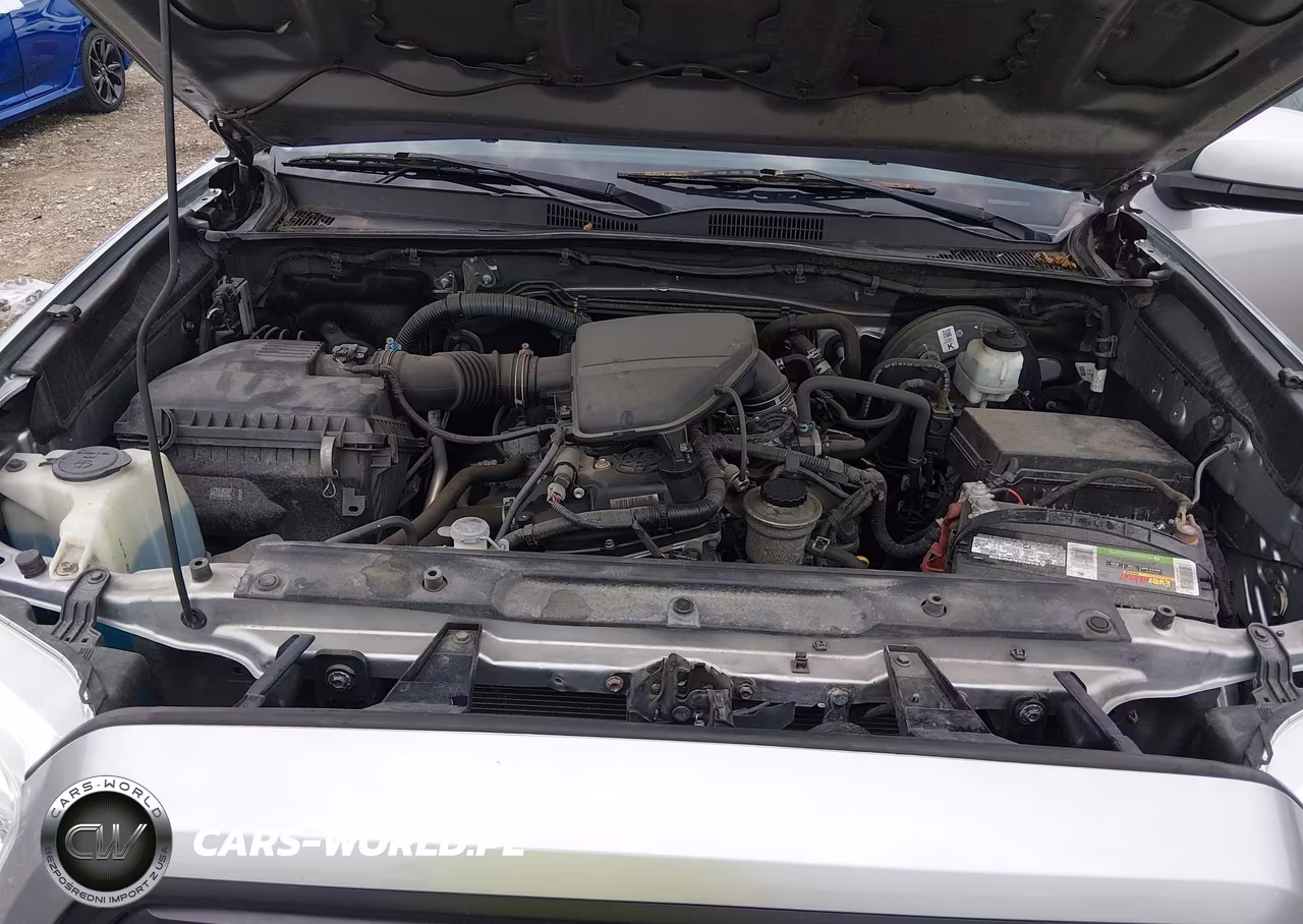 2019 Toyota Tacoma Sr VIN:5TFAX5GNXKX145197 - 10