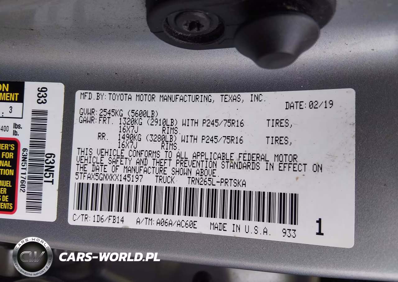 2019 Toyota Tacoma Sr VIN:5TFAX5GNXKX145197 - 9