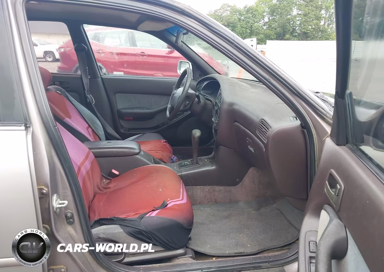 1993 Toyota Camry Le VIN:4T1VK12E5PU075323 - 5