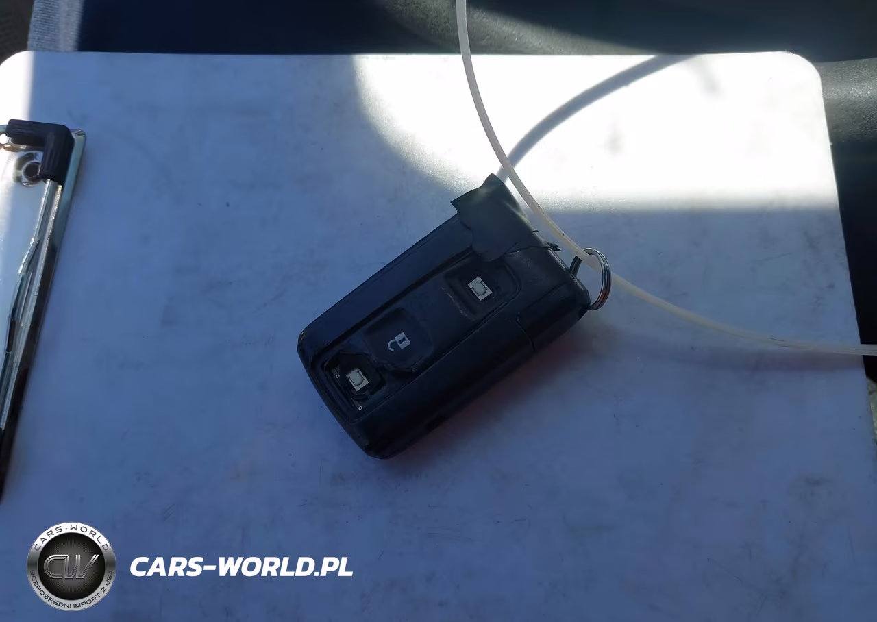 2008 Toyota Prius VIN:JTDKB20U483331739 - 11