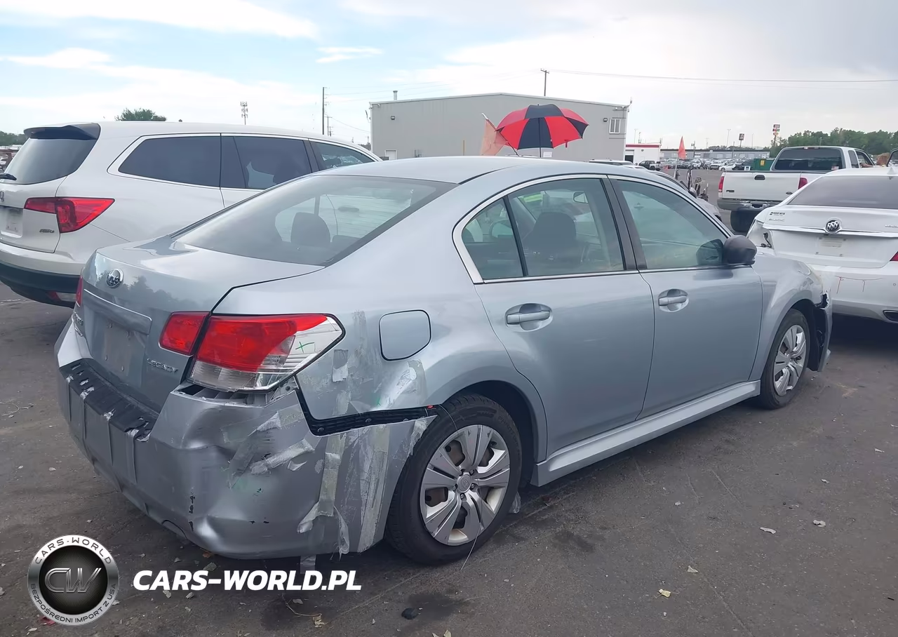 2014 Subaru Legacy 2.5I VIN:4S3BMAA67E1004733 - 4