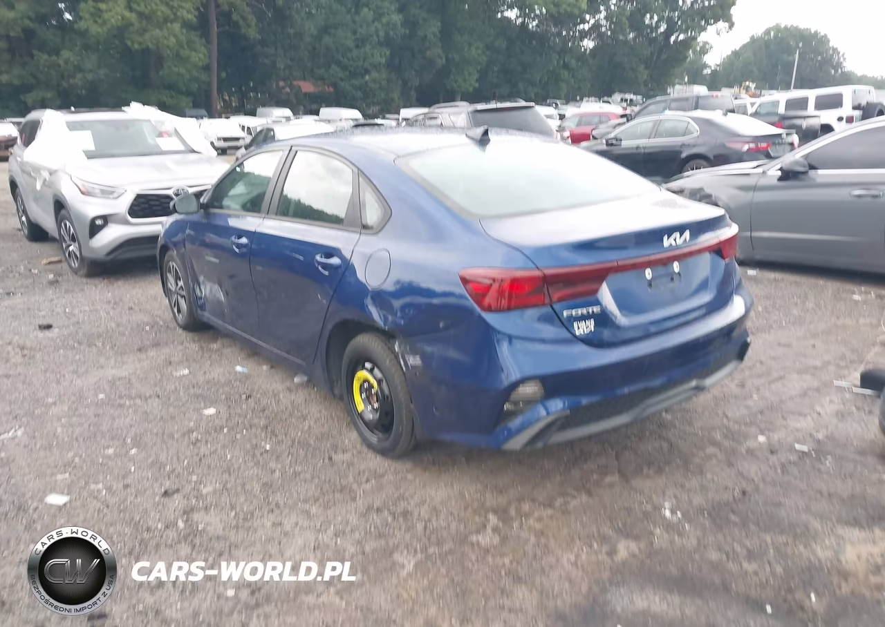 2023 Kia Forte Lxs VIN:3KPF24ADXPE580775 - 6