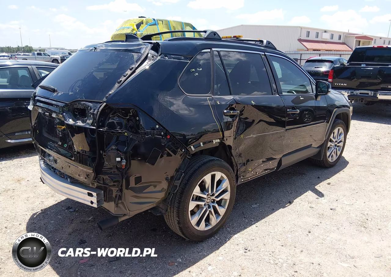 2024 Toyota Rav4 Xle Premium VIN:2T3C1RFVXRW339651 - 4