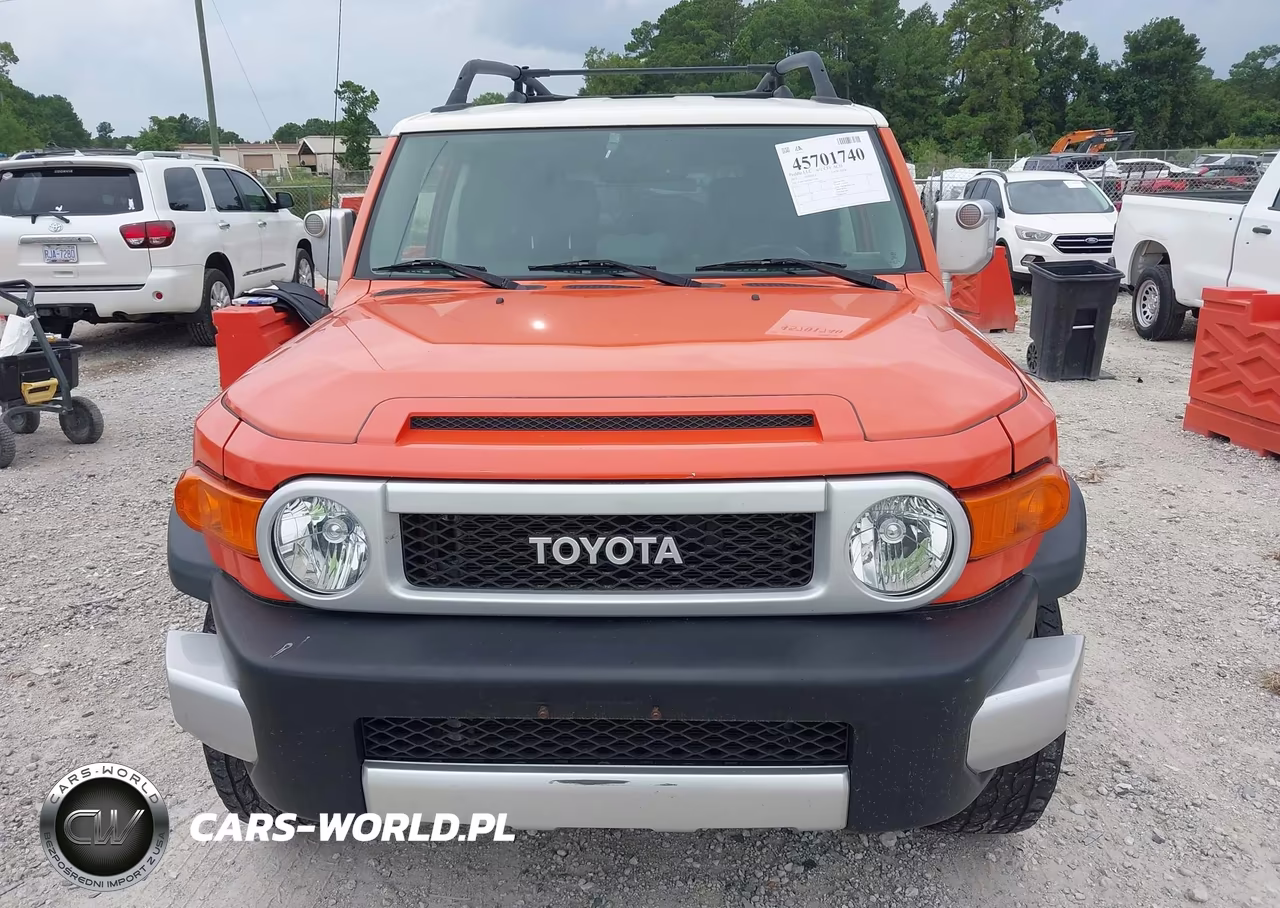 2013 Toyota Fj Cruiser VIN:JTEBU4BF2DK151594 - 12