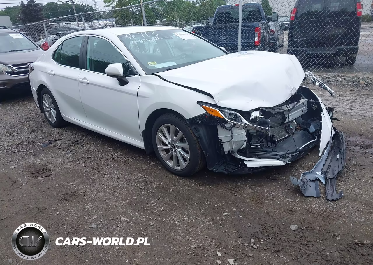 2021 Toyota Camry Le