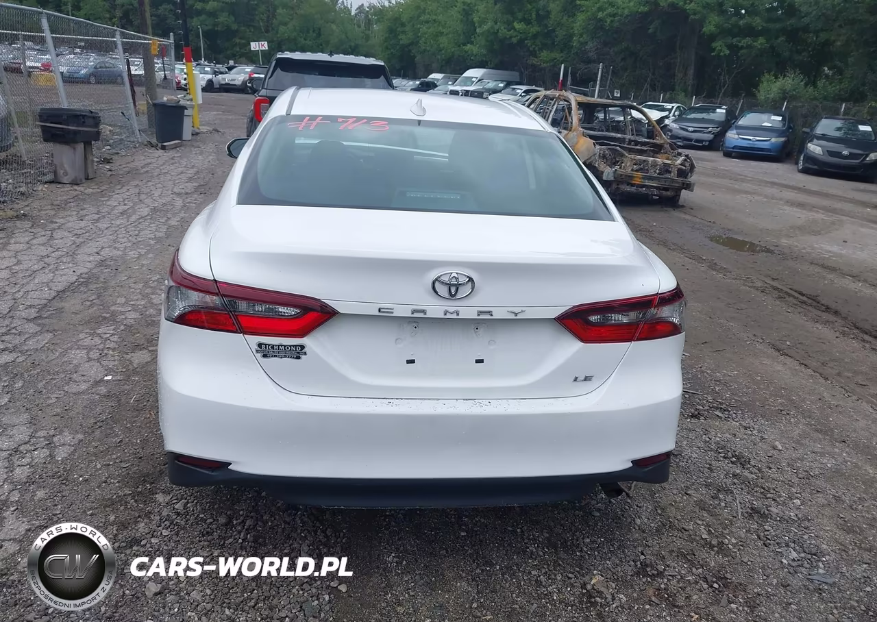 2021 Toyota Camry Le VIN:4T1C11AK7MU464297 - 16