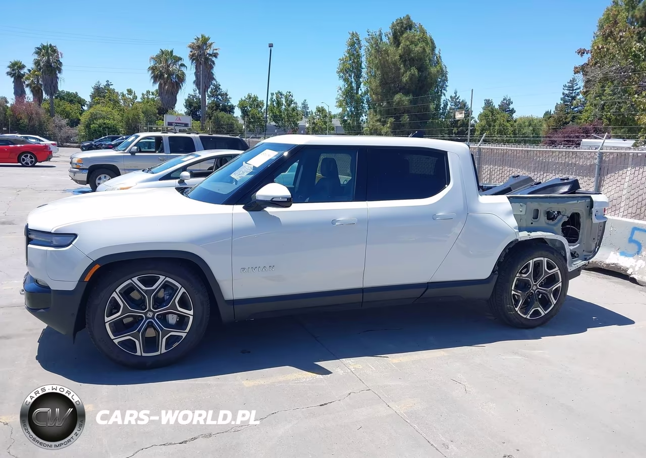 2026 Rivian R1T Dual Motor Large Pack-Performance Dual Motor Large Pack VIN:7FCTGFAAXTN043572 - 15