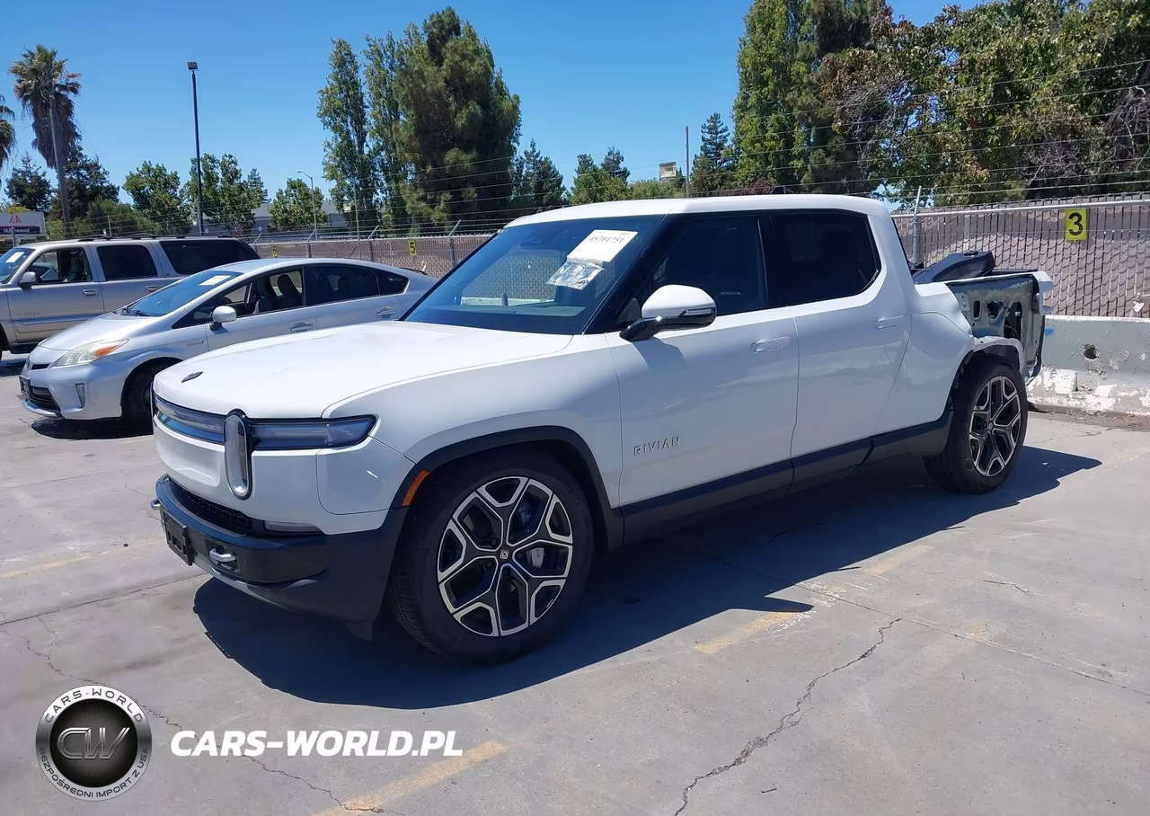 2026 Rivian R1T Dual Motor Large Pack-Performance Dual Motor Large Pack VIN:7FCTGFAAXTN043572 - 2