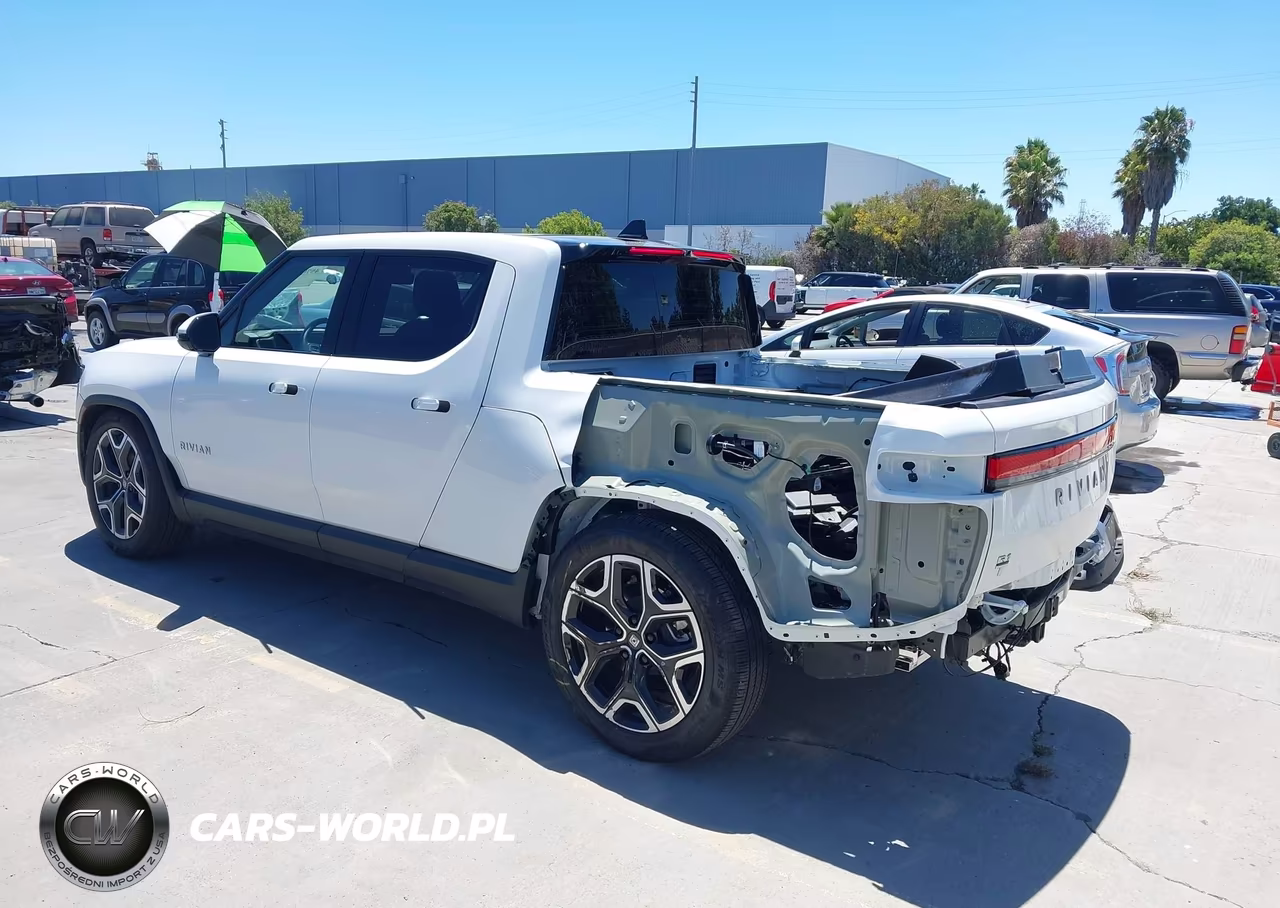 2026 Rivian R1T Dual Motor Large Pack-Performance Dual Motor Large Pack VIN:7FCTGFAAXTN043572 - 3