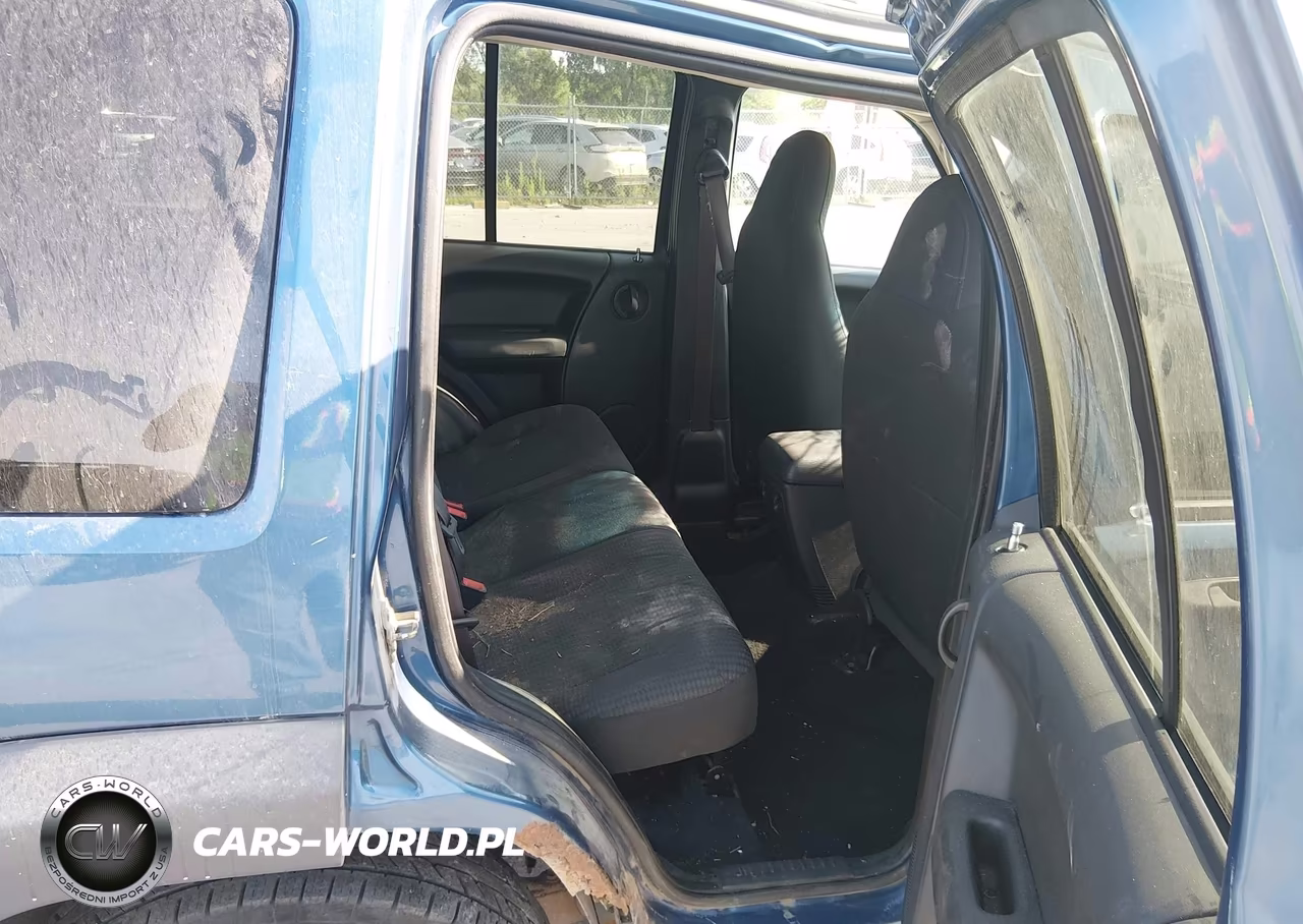 2003 Jeep Liberty Sport VIN:1J4GL48K33W505867 - 8