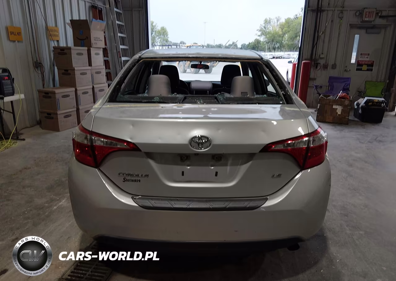 2015 Toyota Corolla Le VIN:5YFBURHE2FP327516 - 16