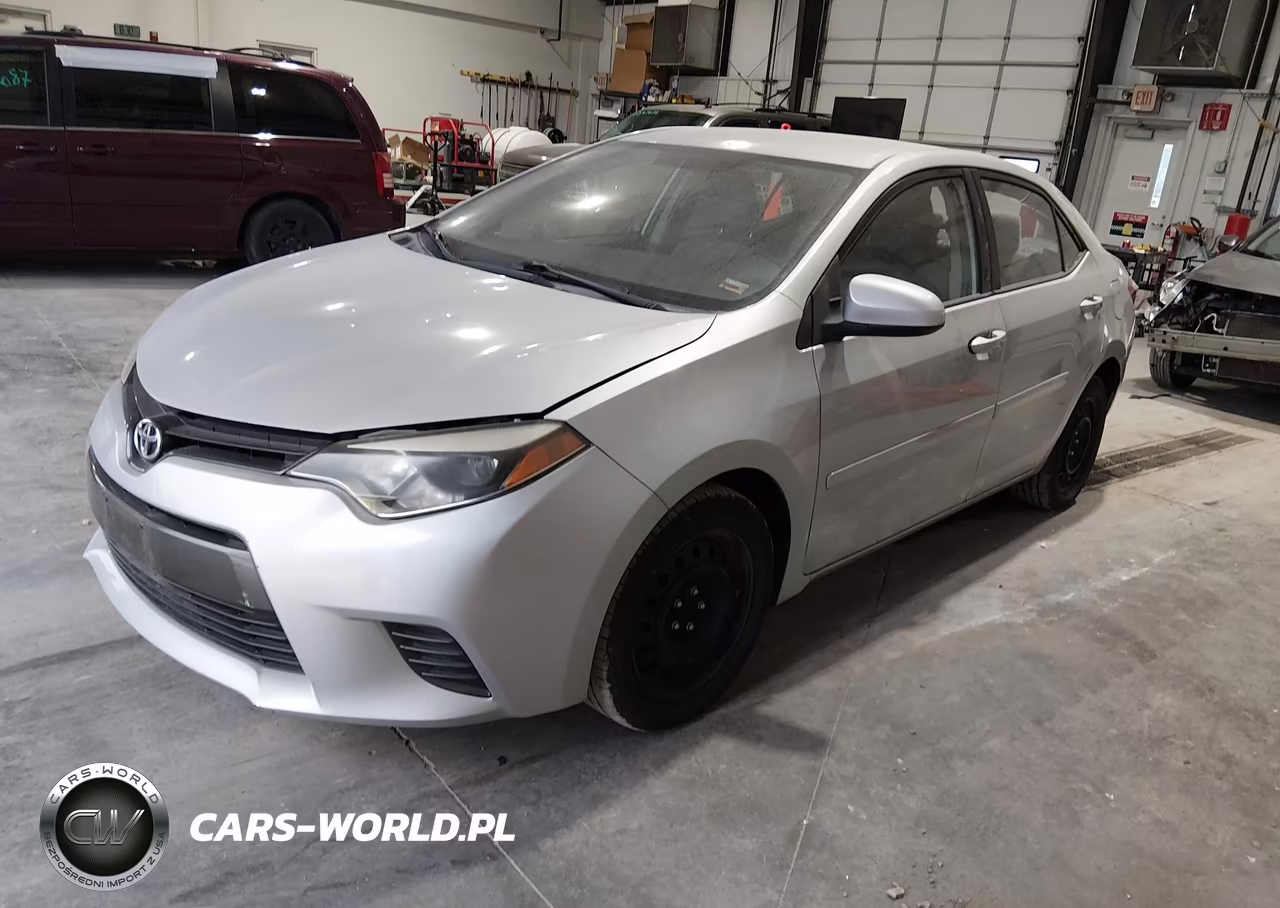 2015 Toyota Corolla Le VIN:5YFBURHE2FP327516 - 2