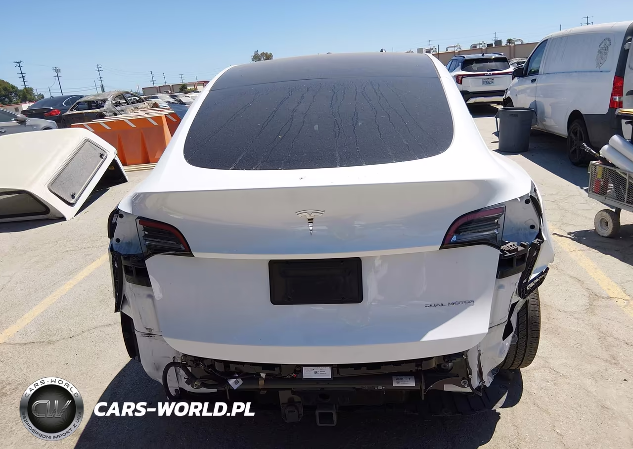 2023 Tesla Model Y Awd-Long Range Dual Motor All-Wheel Drive VIN:7SAYGDEE1PA094752 - 17