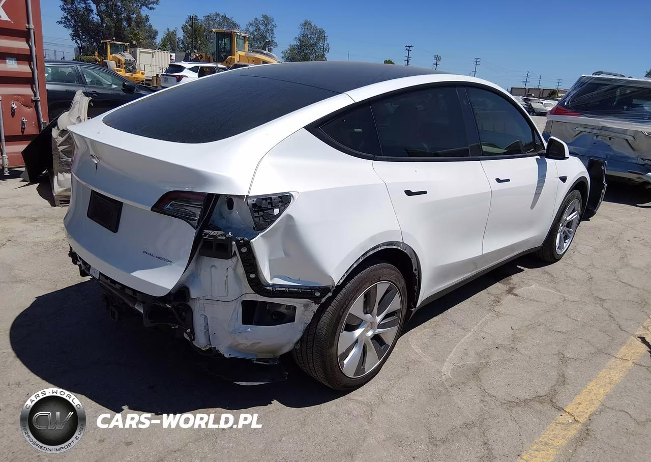 2023 Tesla Model Y Awd-Long Range Dual Motor All-Wheel Drive VIN:7SAYGDEE1PA094752 - 4