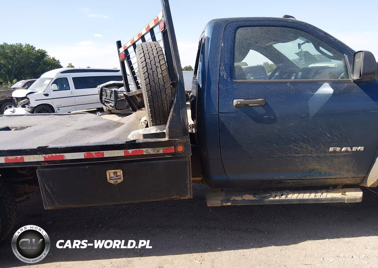 2022 Ram 5500 Chassis Tradesman-Slt VIN:3C7WRMBL2NG291945 - 13