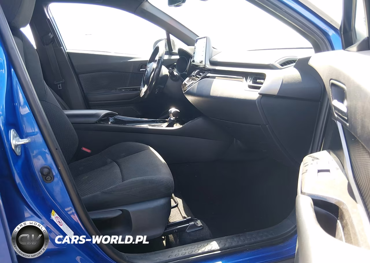 2019 Toyota C-Hr Xle VIN:NMTKHMBX8KR094386 - 5