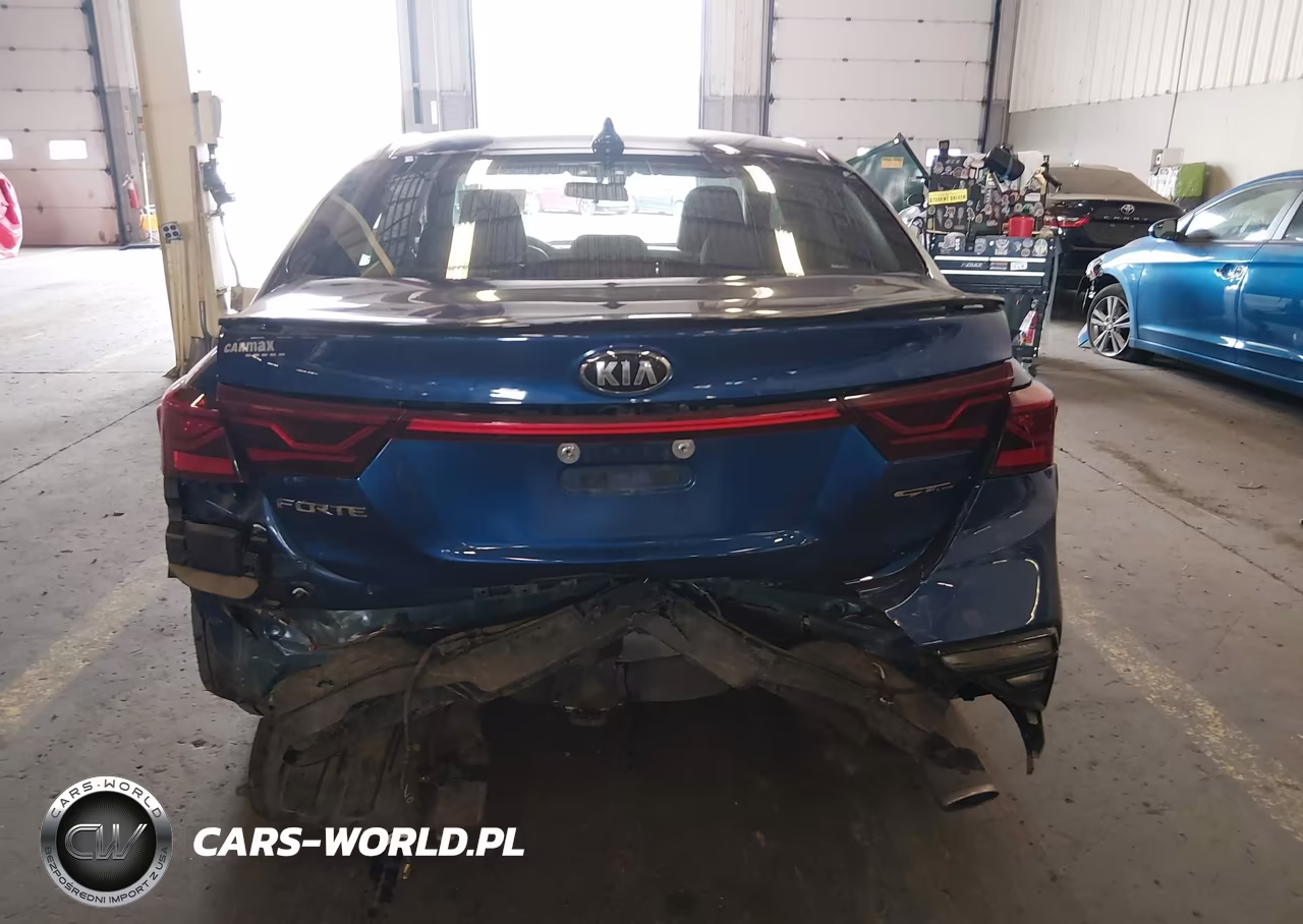 2021 Kia Forte Gt-Line VIN:3KPF34AD7ME388125 - 17