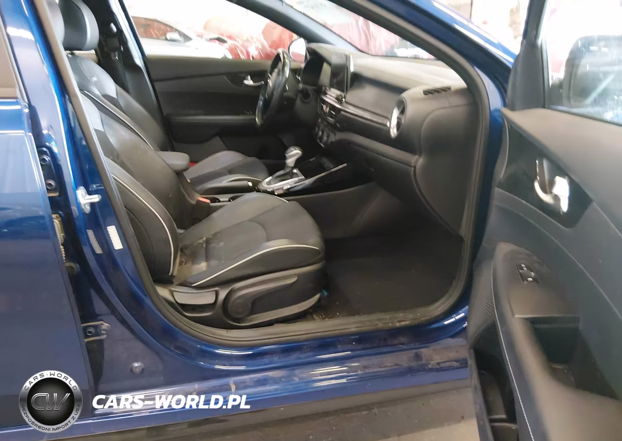 2021 Kia Forte Gt-Line VIN:3KPF34AD7ME388125 - 5
