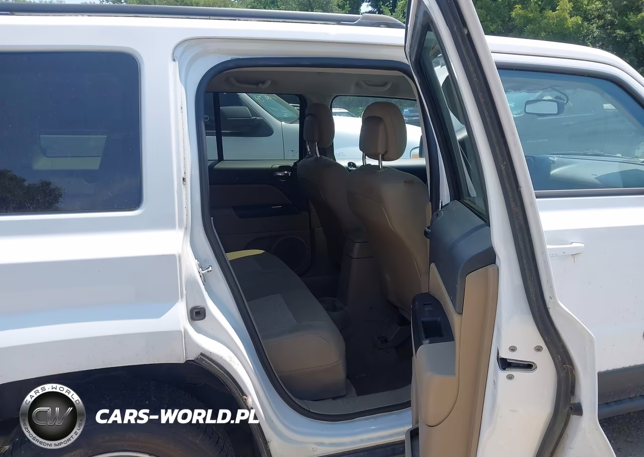 2016 Jeep Patriot Sport VIN:1C4NJPBA7GD769390 - 8