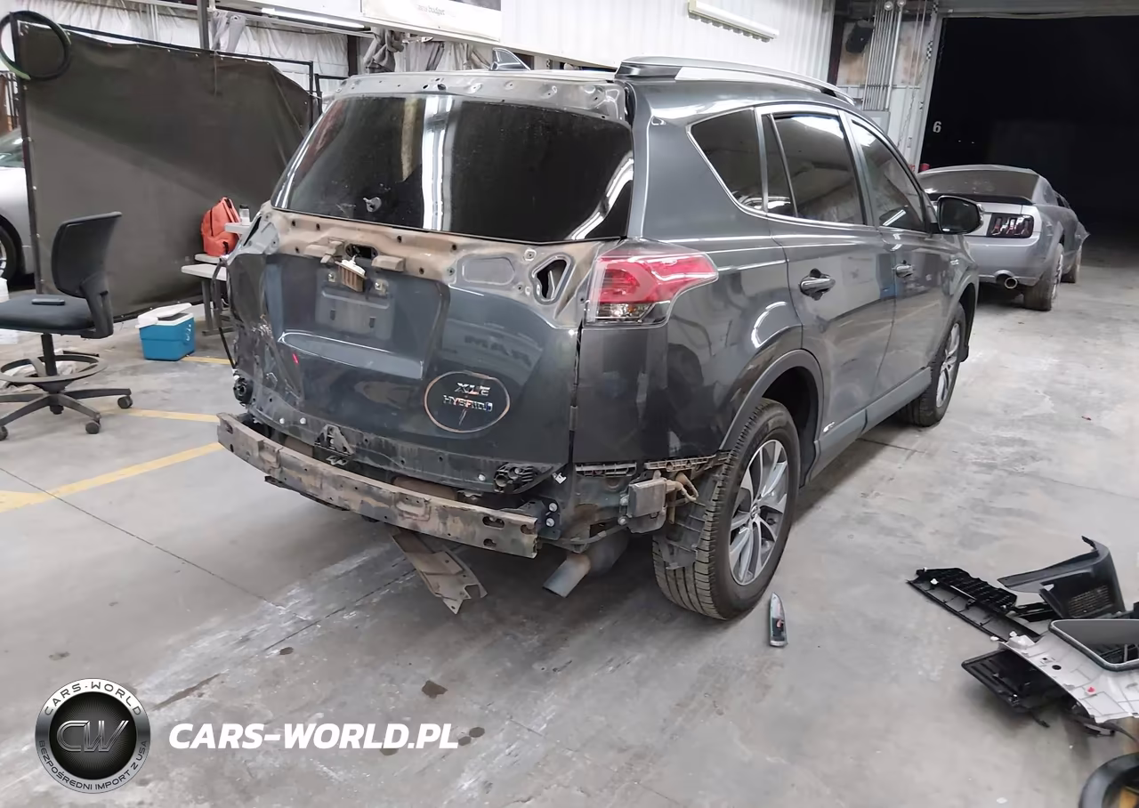 2018 Toyota Rav4 Hybrid Xle VIN:JTMRJREV9JD237030 - 4