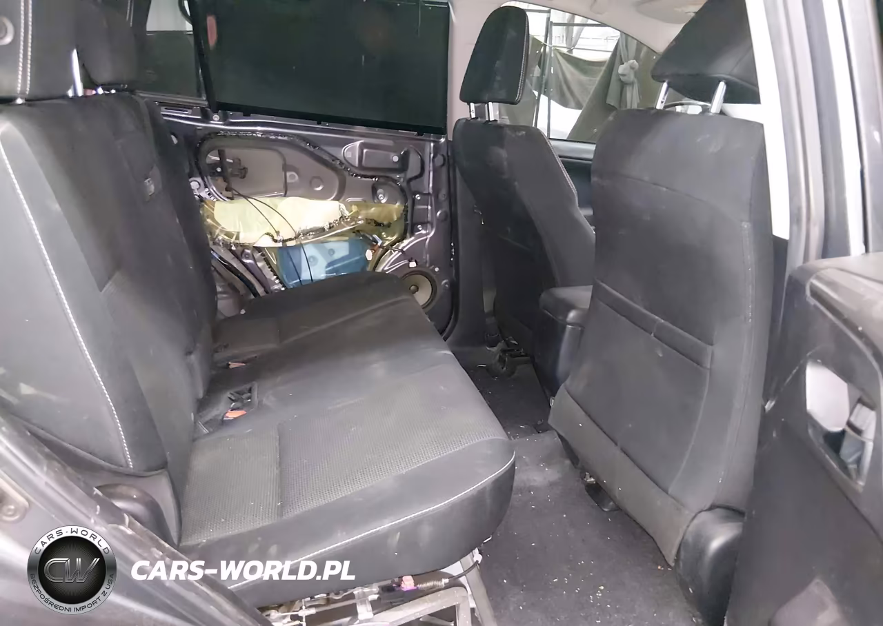 2018 Toyota Rav4 Hybrid Xle VIN:JTMRJREV9JD237030 - 8