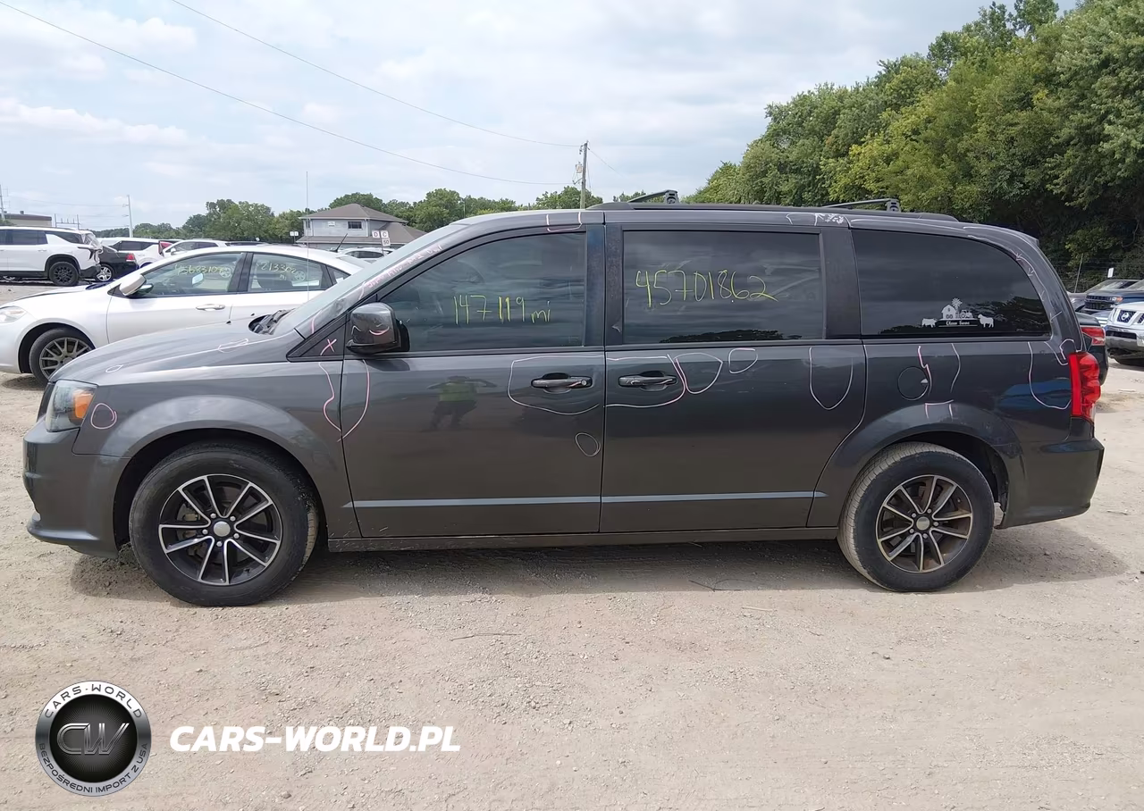 2018 Dodge Grand Caravan Gt VIN:2C4RDGEG0JR222281 - 14