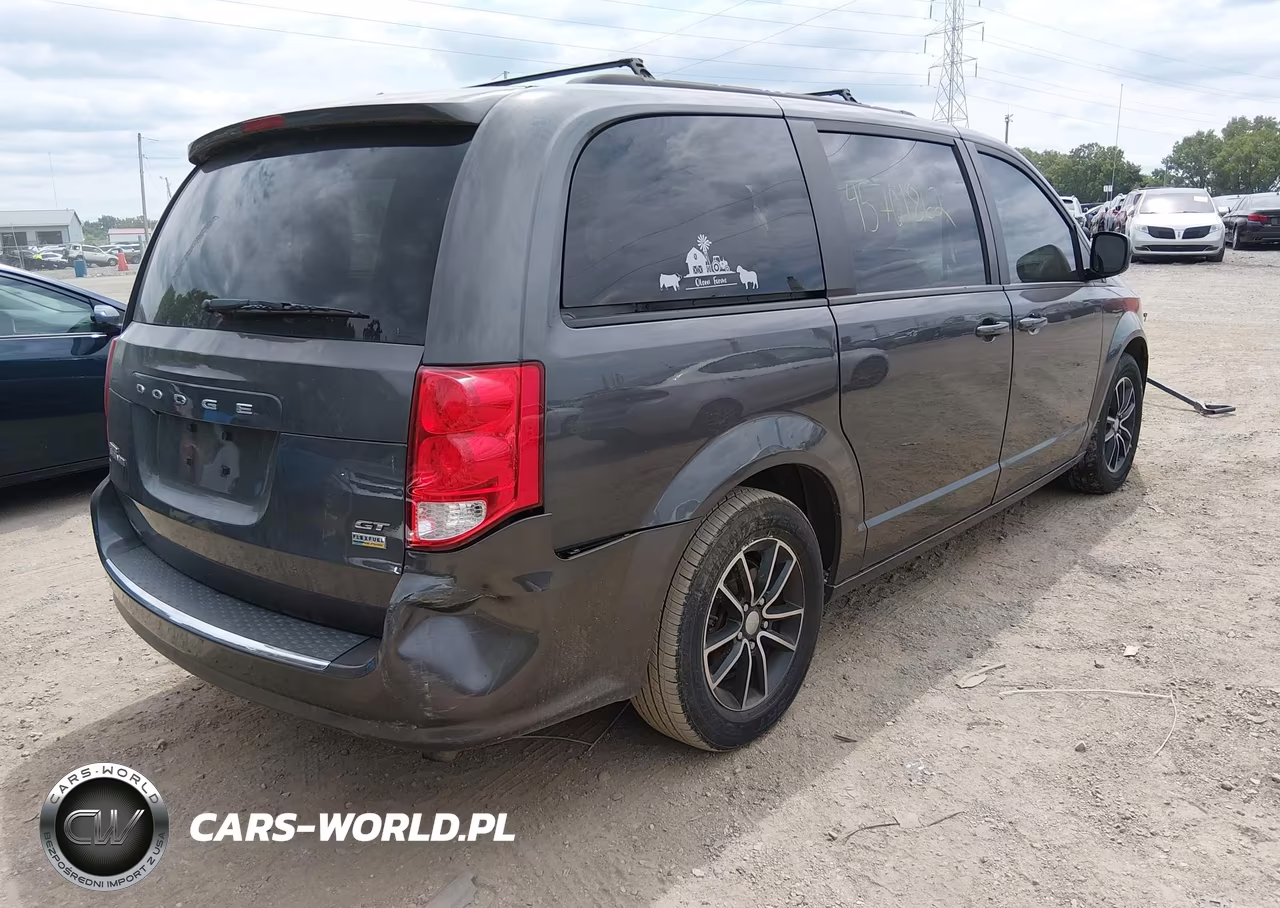 2018 Dodge Grand Caravan Gt VIN:2C4RDGEG0JR222281 - 4