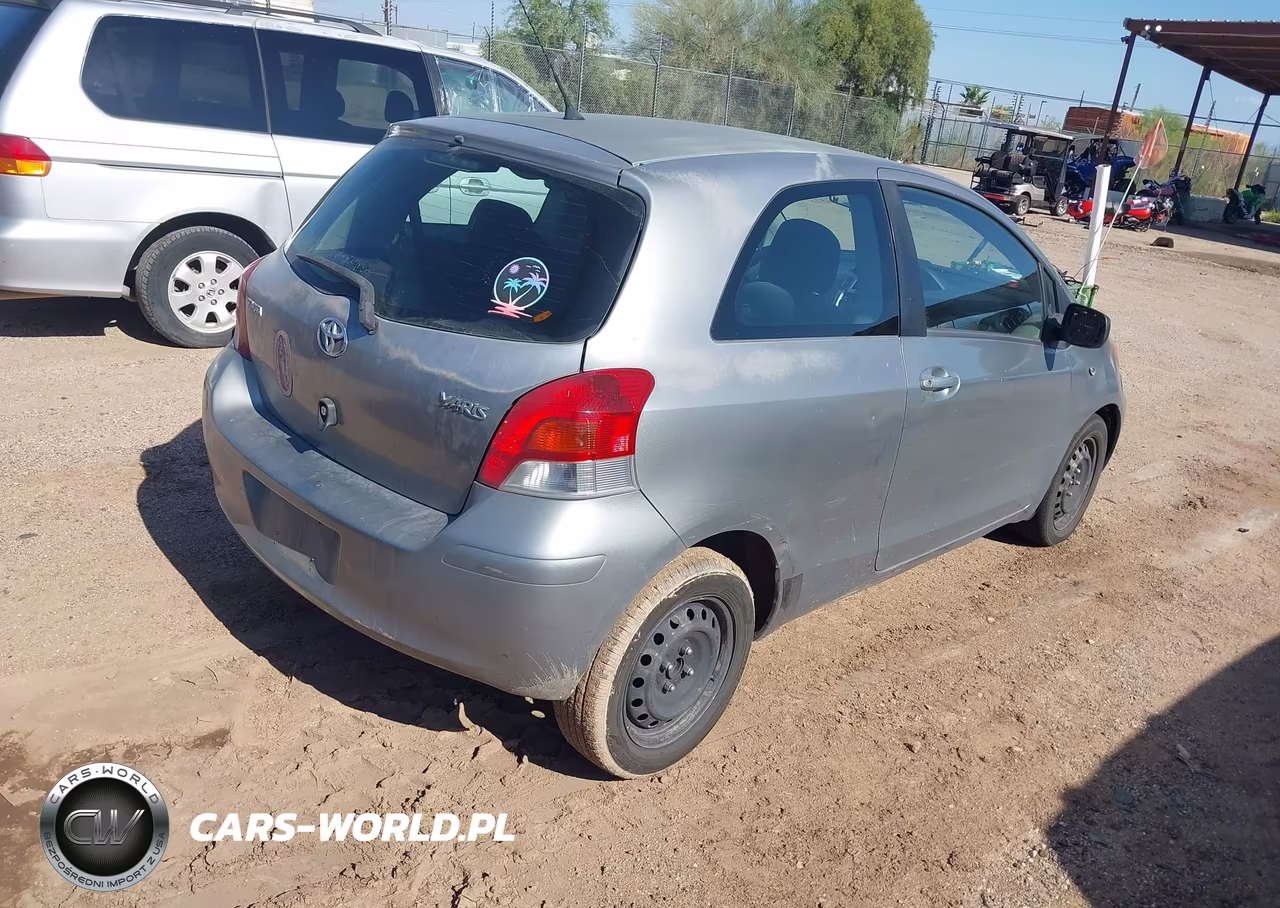 2009 Toyota Yaris VIN:JTDJT903X95249268 - 4