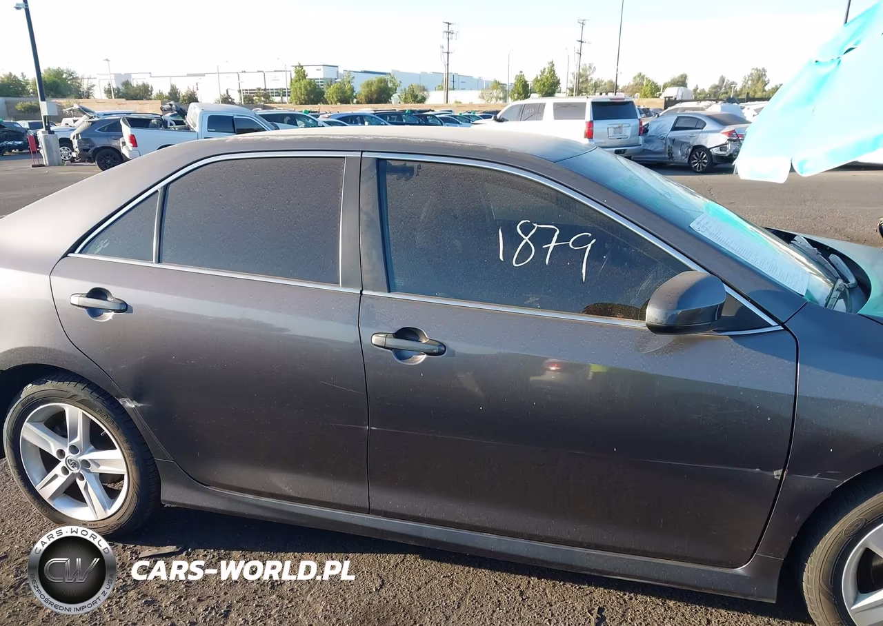 2013 Toyota Camry Se VIN:4T1BF1FK2DU266443 - 14