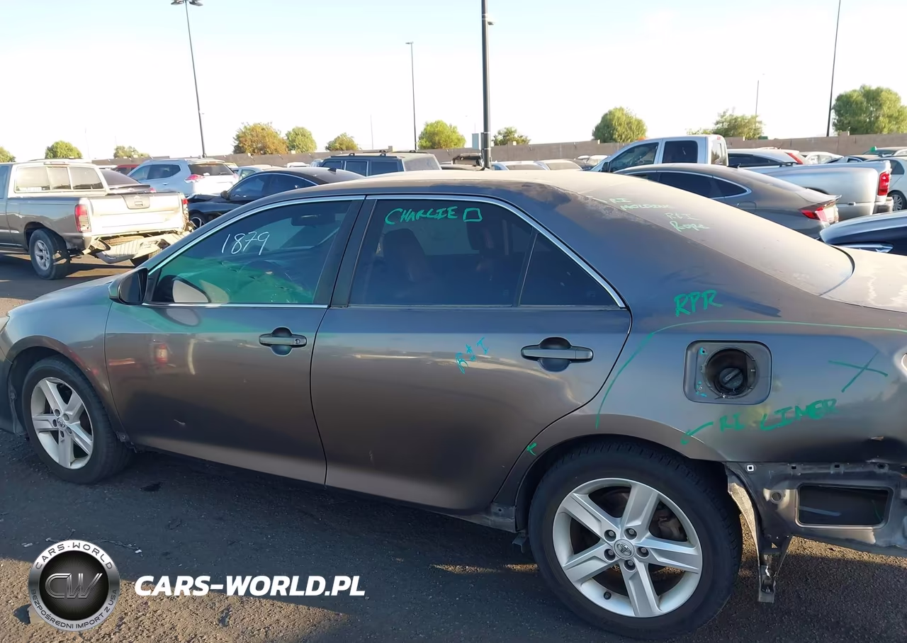 2013 Toyota Camry Se VIN:4T1BF1FK2DU266443 - 15