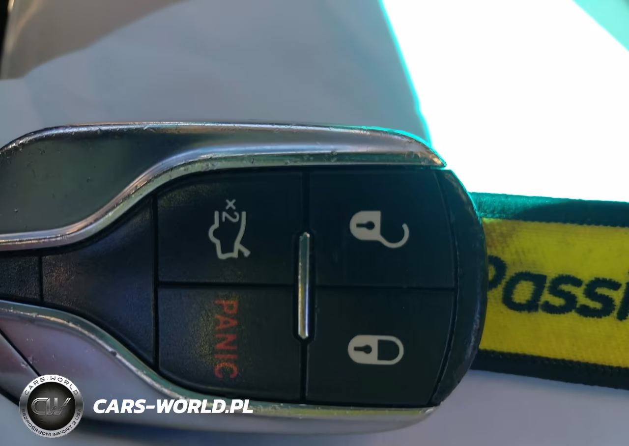 2015 Maserati Ghibli VIN:ZAM57XSA7F1130467 - 11