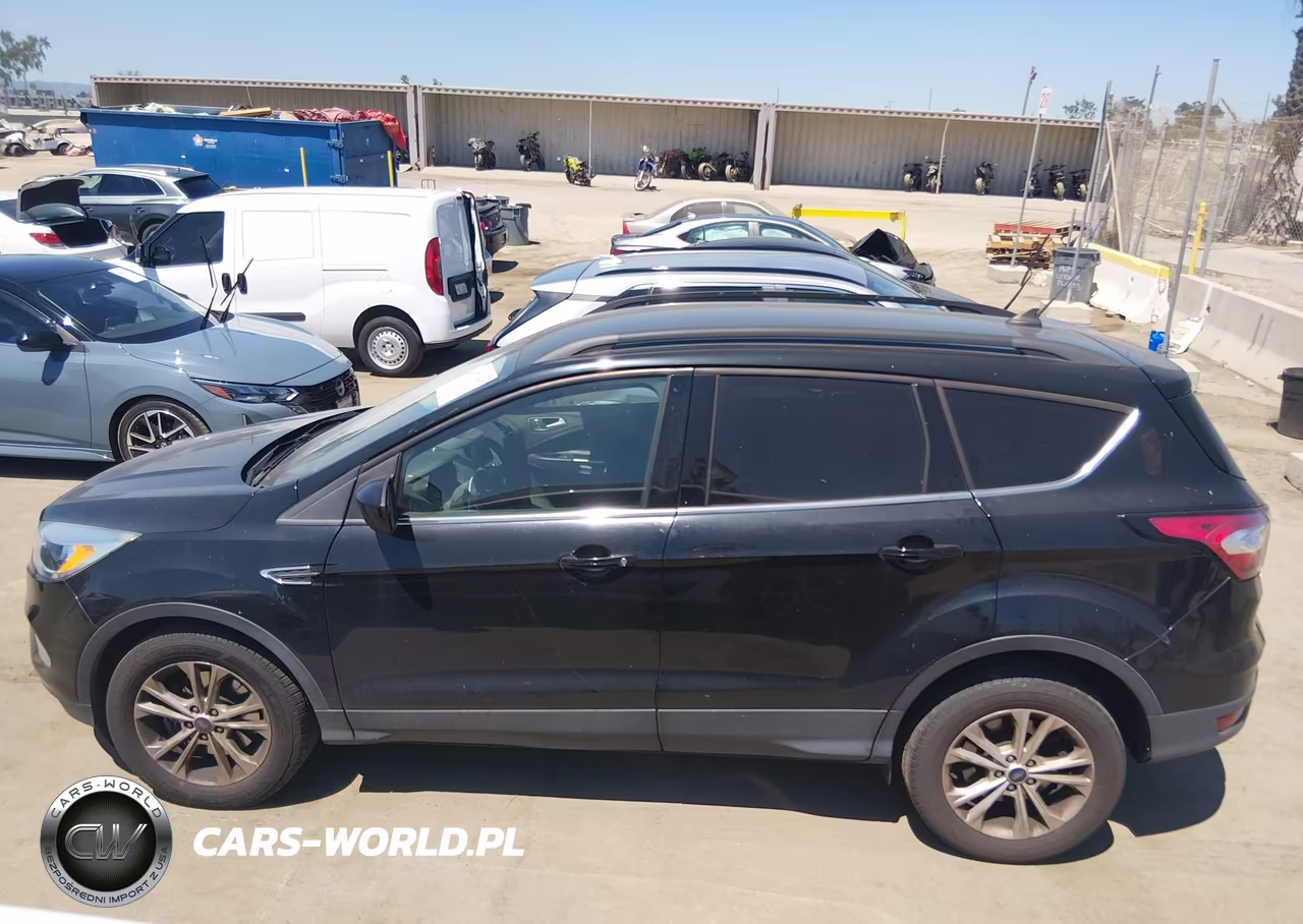 2018 Ford Escape Se VIN:1FMCU9GD8JUD12457 - 14