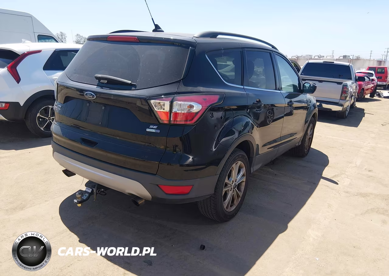 2018 Ford Escape Se VIN:1FMCU9GD8JUD12457 - 4