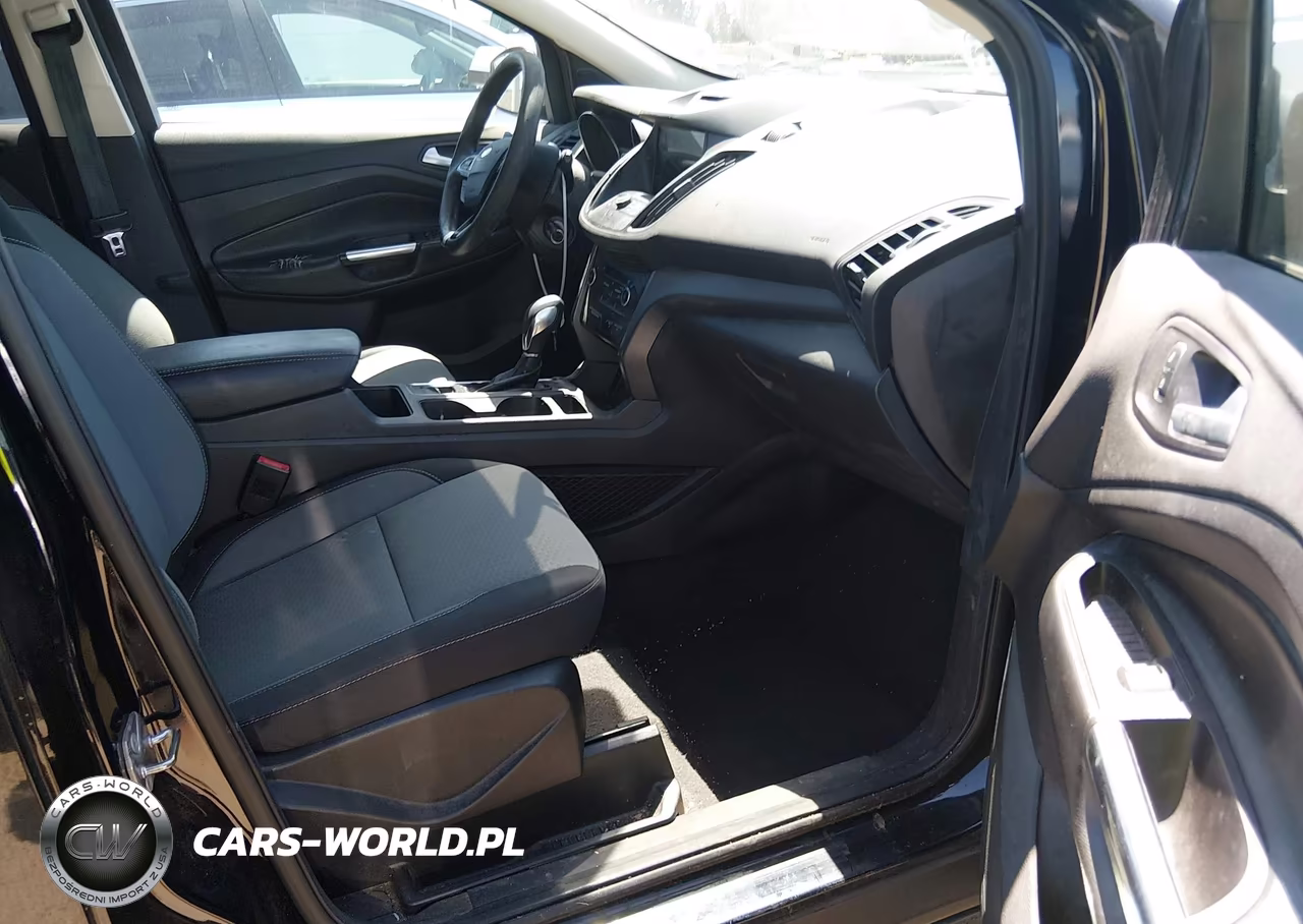 2018 Ford Escape Se VIN:1FMCU9GD8JUD12457 - 5