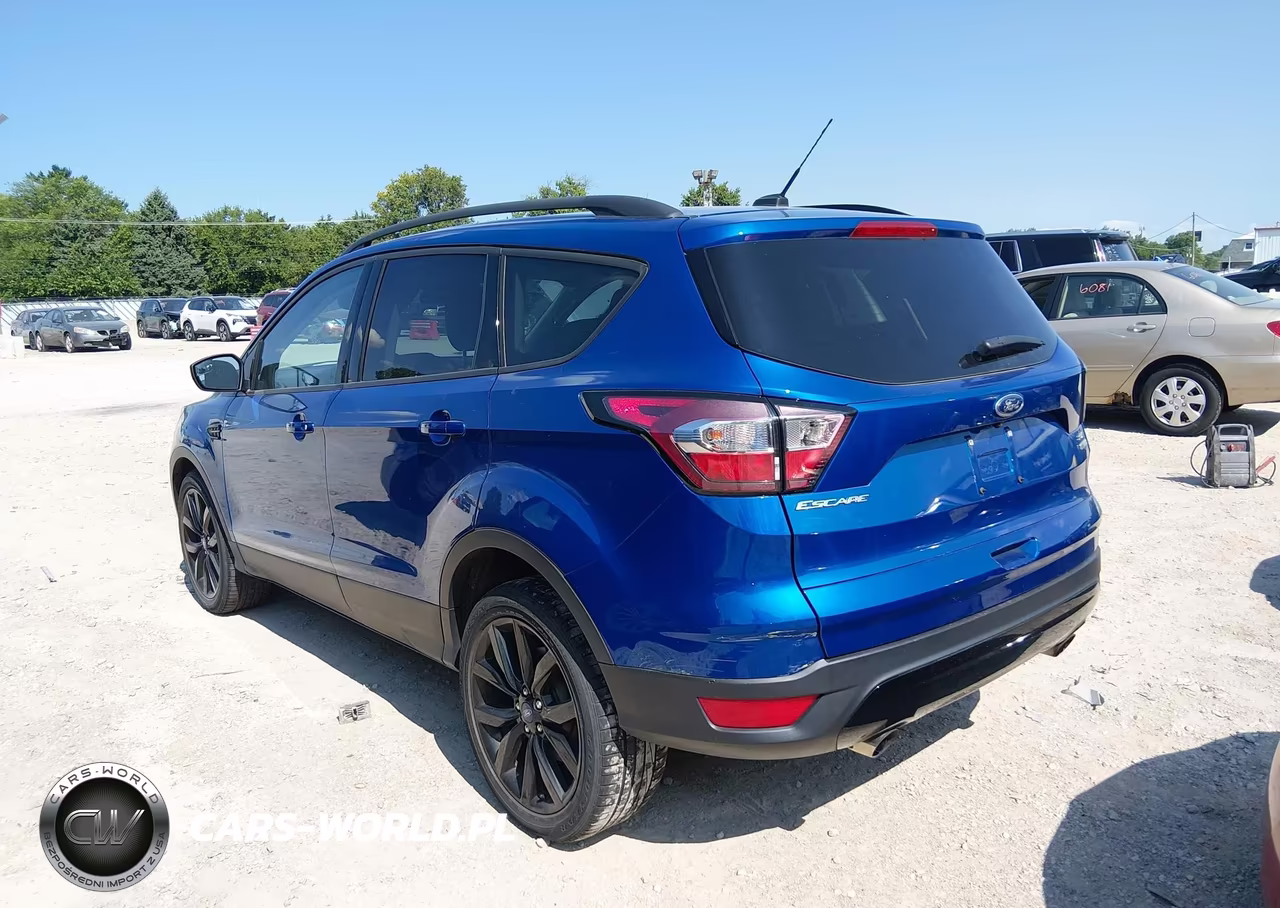 2018 Ford Escape Se VIN:1FMCU0GD3JUD03712 - 3