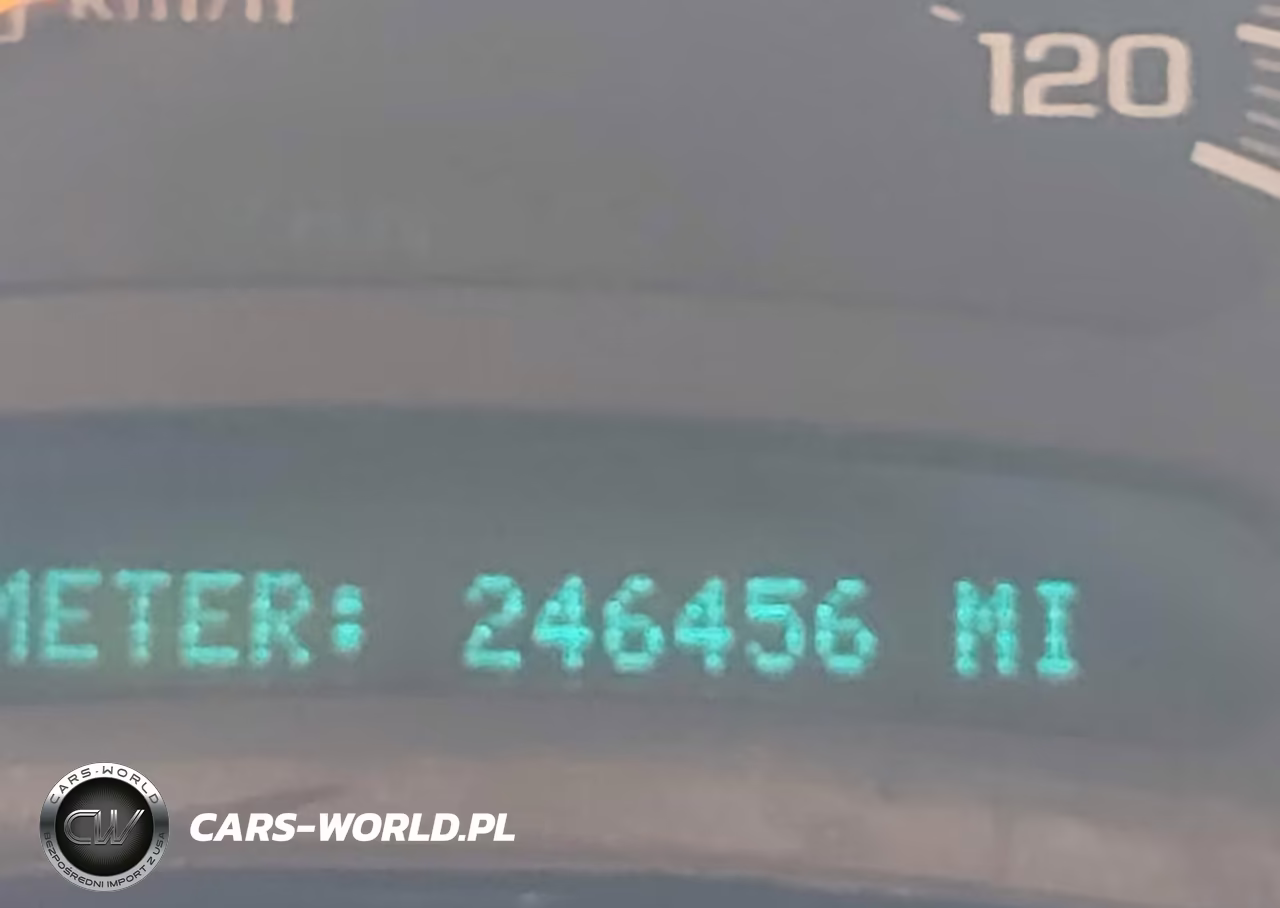 2003 Chevrolet Tahoe Ls VIN:1GNEC13ZX3J279797 - 15