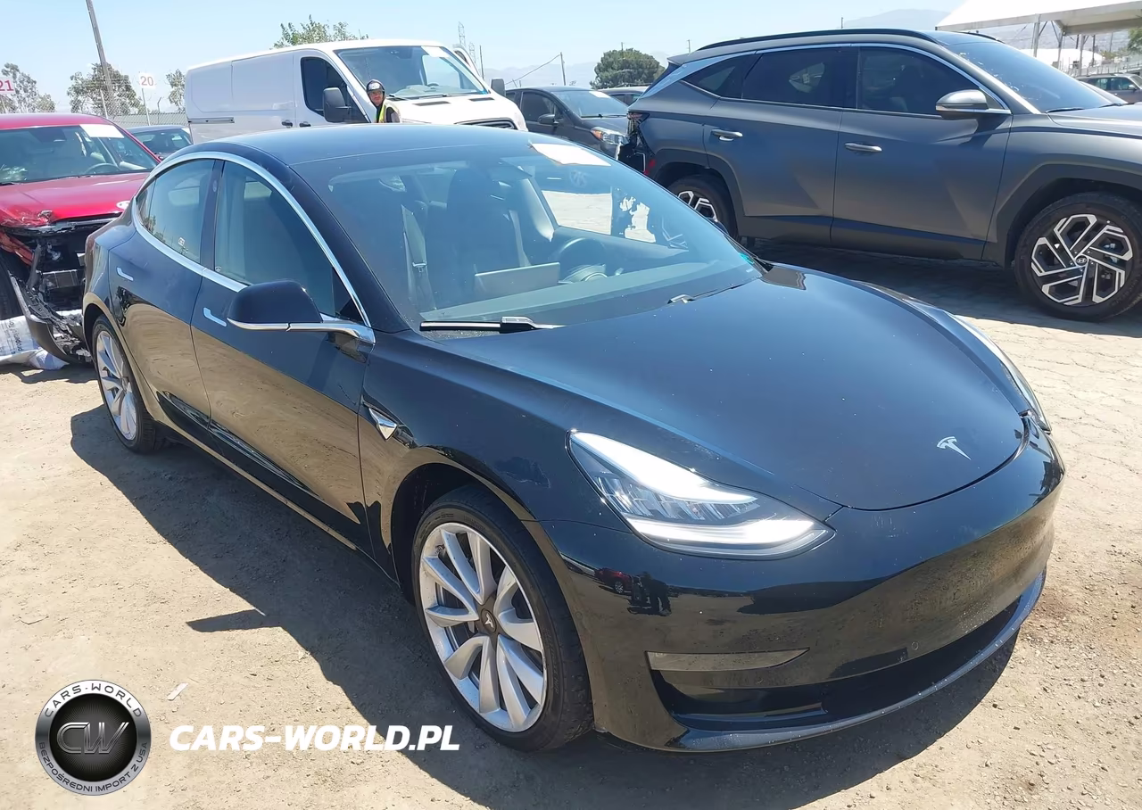 2019 Tesla Model 3 Long Range-Mid Range-Standard Range-Standard Range Plus – zdjęcie 1 z 18