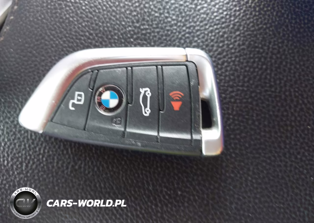 2020 BMW 330I VIN:3MW5R1J04L8B14543 - 11
